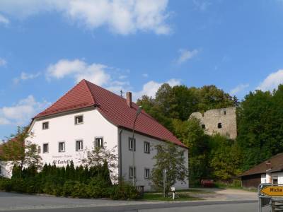 neuhaus-landkreis-cham-burgruine-pizzeria